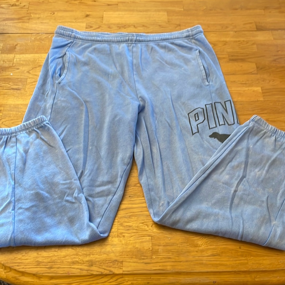 Victoria’s Secret pink sweatsuit joggers set